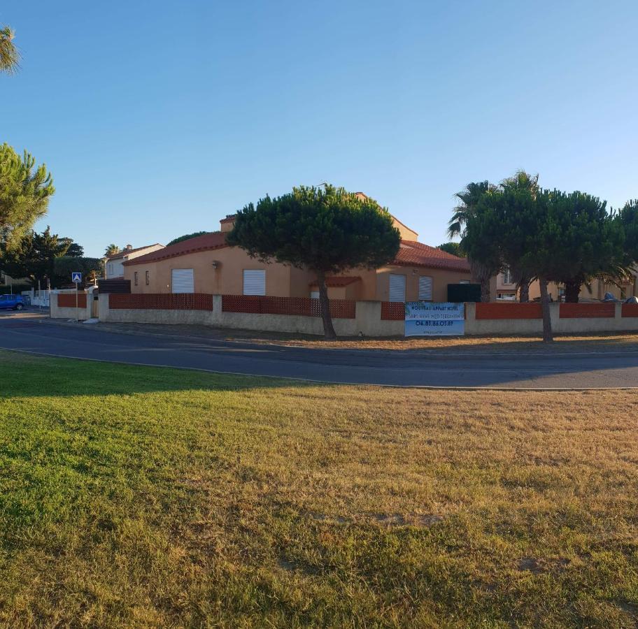 Reve Mediterraneen, La Vie De Chateau Le Barcares Bagian luar foto